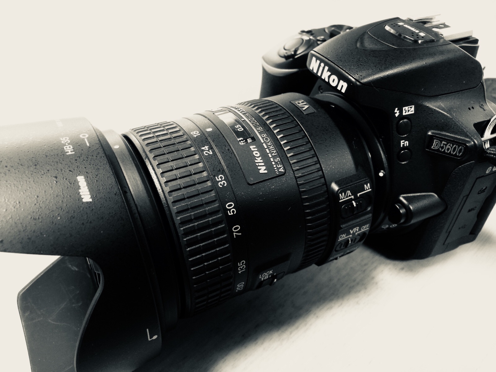 一眼レフで楽しく写真を撮るには単焦点レンズ？それとも高倍率ズームレンズ？自分なりに出た結論は？ mintブログ